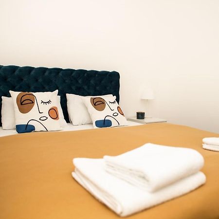 Room21 Free Garage Novi Sad Dış mekan fotoğraf