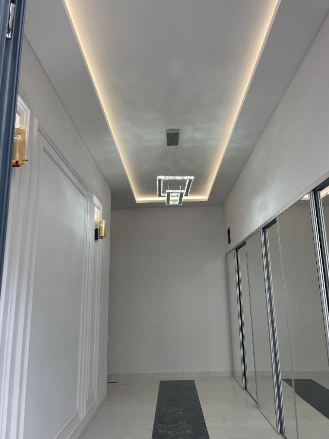 Room21 Free Garage Novi Sad Dış mekan fotoğraf